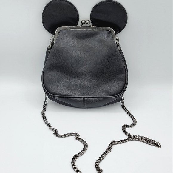 Never Grow Up Shop Handbags - Black Mickey/Minnie Purse With Chain Strap & Kiss Lock Closure